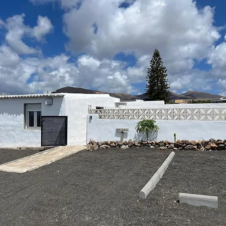 Casa 18a * Tías